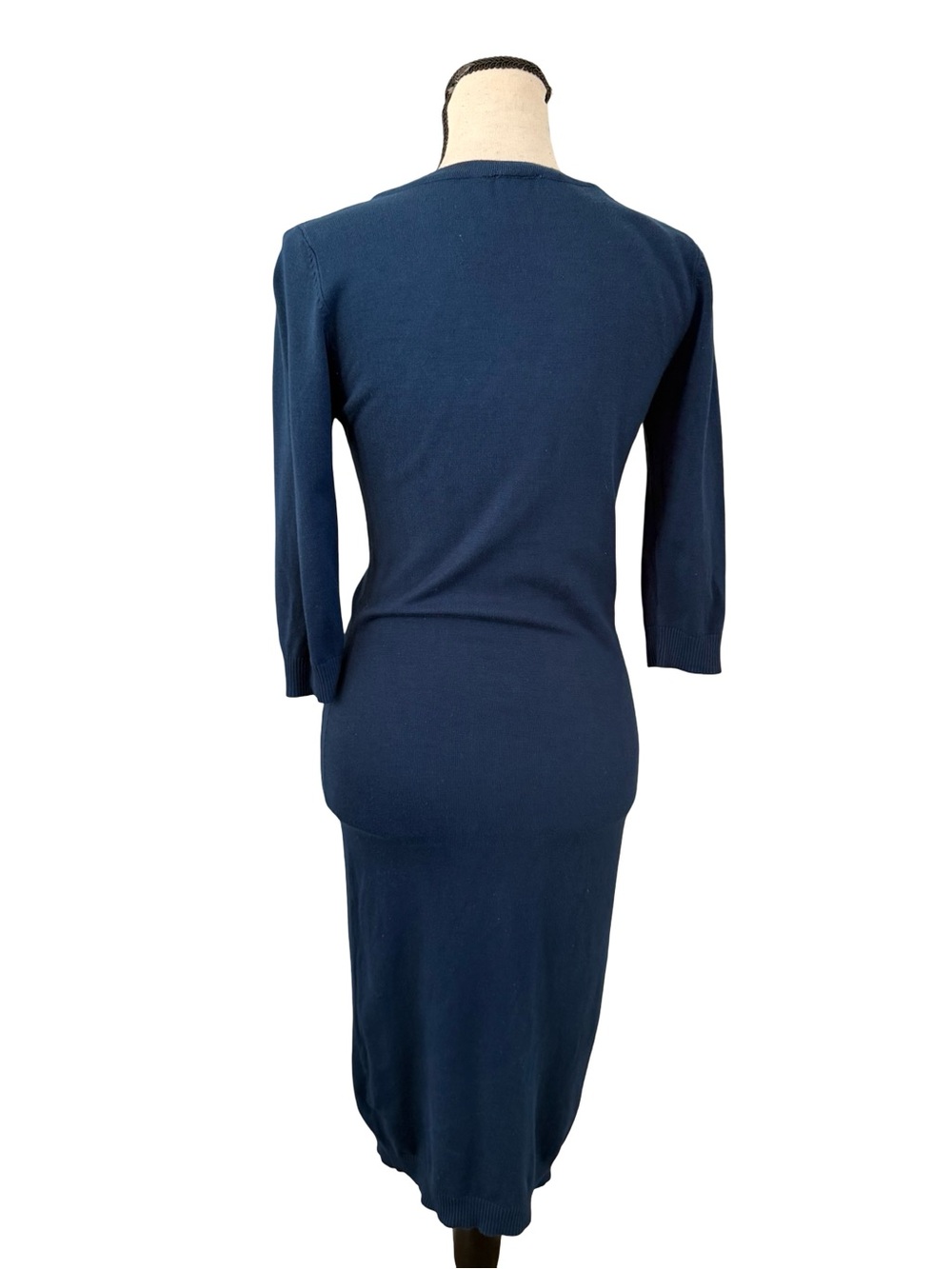 Classic Navy Midi Knit Dress - Sleek Everyday Style - Picture 4 of 12